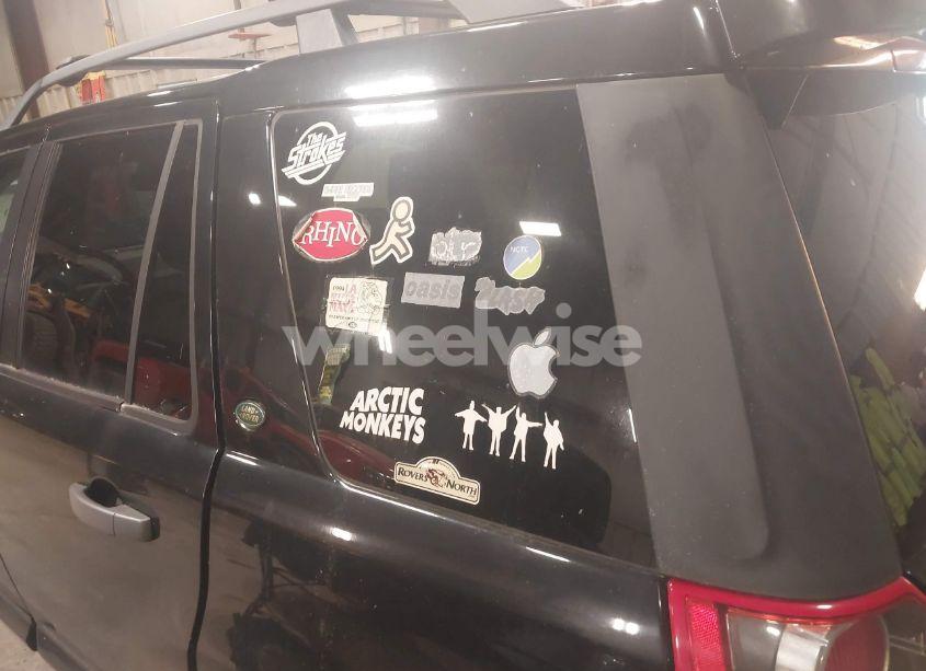 Photo 6 of 2010 Land Rover LR2 HSE (VIN SALFT2BN8AH185156)