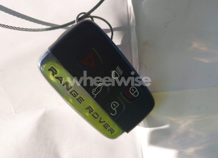 Photo 11 of 2014 Land Rover RANGE ROVER 5.0L V8 SUPERCHARGED/5.0L V8 SUPERCHARGED EBONY EDITION (VIN SALGS2EF7EA148495)