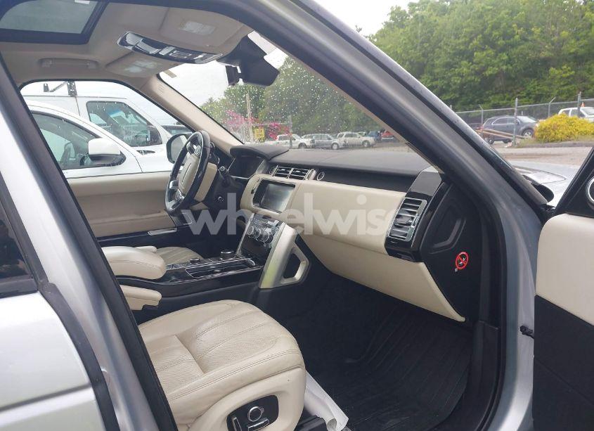 Photo 5 of 2017 Land Rover RANGE ROVER 5.0L V8 SUPERCHARGED (VIN SALGS2FE7HA353681)