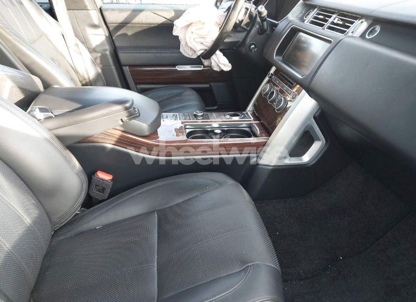 Photo 5 of 2017 Land Rover RANGE ROVER 3.0L V6 SUPERCHARGED HSE (VIN SALGS2FV0HA375358)