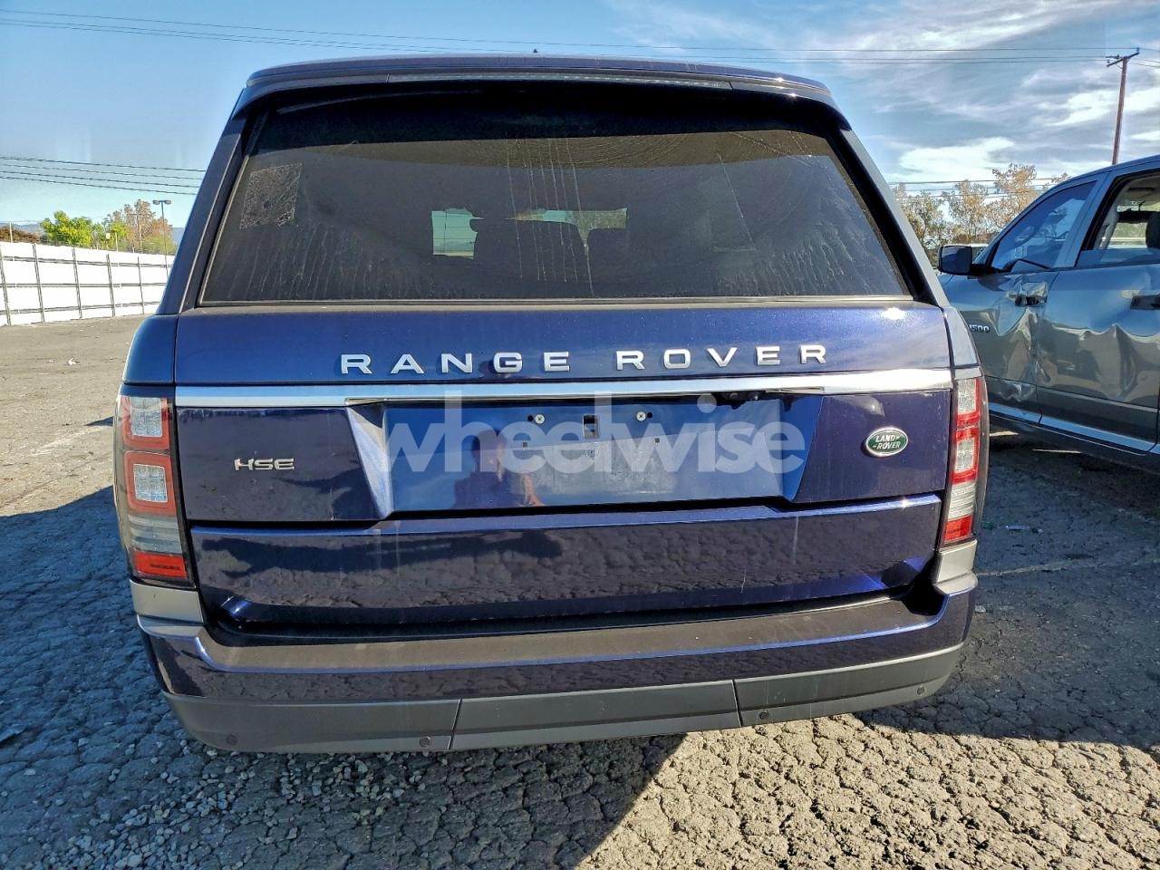 Photo 6 of 2017 LAND ROVER RANGE ROVER HSE (VIN SALGS2FV1HA341851)