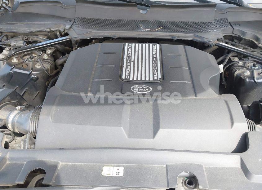 Photo 10 of 2017 Land Rover RANGE ROVER 3.0L V6 SUPERCHARGED HSE (VIN SALGS2FV3HA377654)