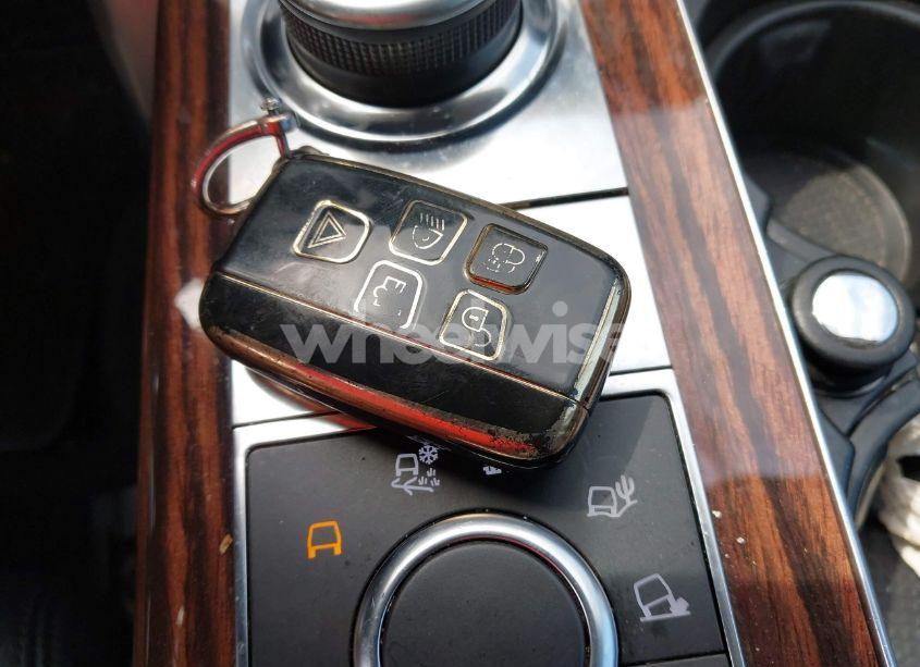 Photo 11 of 2017 Land Rover RANGE ROVER 3.0L V6 SUPERCHARGED HSE (VIN SALGS2FV3HA377654)