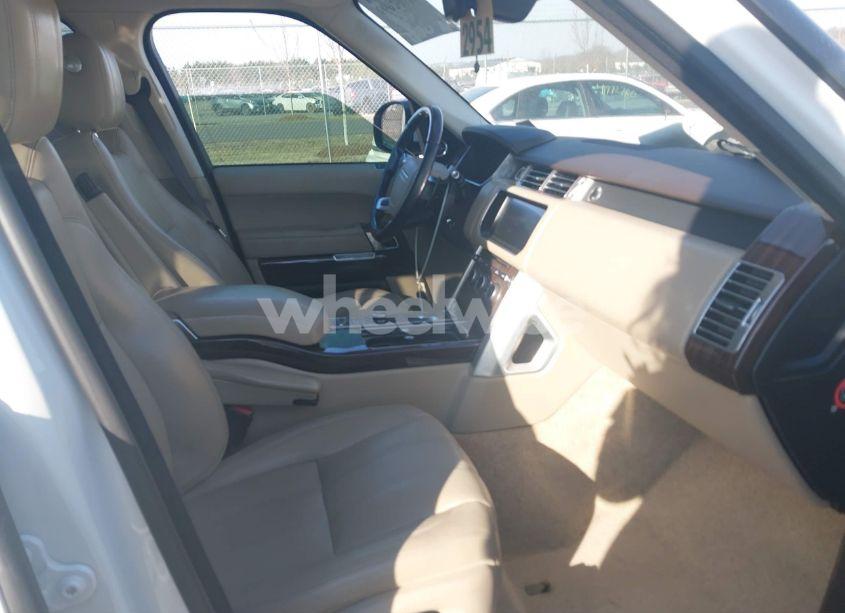 Photo 5 of 2017 Land Rover RANGE ROVER 3.0L V6 SUPERCHARGED HSE (VIN SALGS2FV7HA340803)