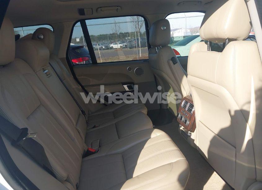 Photo 8 of 2017 Land Rover RANGE ROVER 3.0L V6 SUPERCHARGED HSE (VIN SALGS2FV7HA340803)