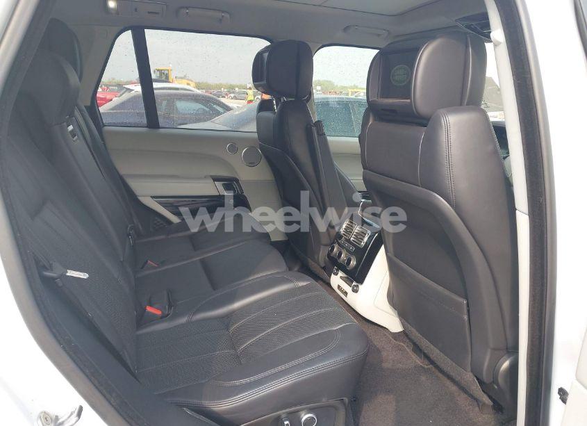 Photo 8 of 2016 Land Rover RANGE ROVER 3.0L V6 TURBOCHARGED DIESEL HSE TD6 (VIN SALGS2KF7GA267218)