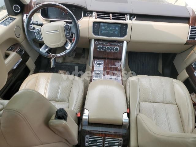 Photo 9 of 2016 LAND ROVER RANGE ROVER HSE (VIN SALGS2KF8GA317821)