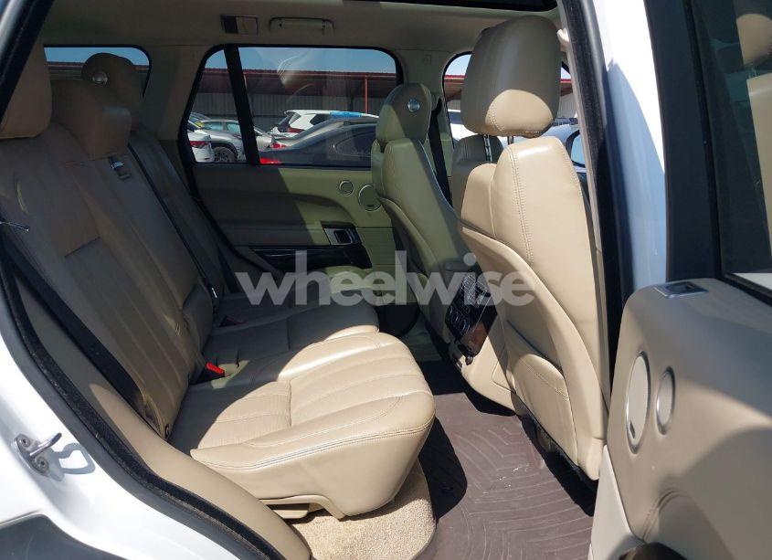 Photo 8 of 2016 Land Rover RANGE ROVER 3.0L V6 SUPERCHARGED HSE (VIN SALGS2PF0GA316798)