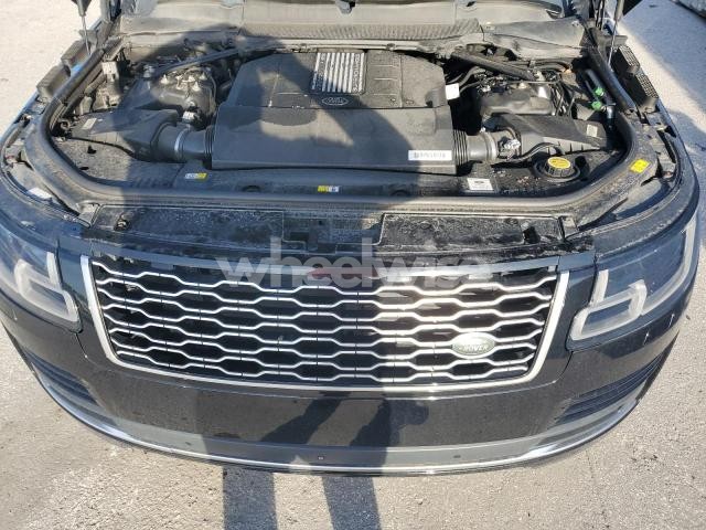 Photo 6 of 2018 LAND ROVER RANGE ROVER SUPERCHARGED N/A (VIN SALGS2RE1JA393708)