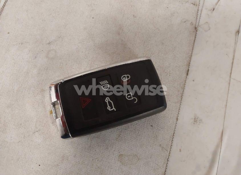 Photo 11 of 2019 Land Rover RANGE ROVER 5.0L V8 SUPERCHARGED (VIN SALGS2RE1KA538215)