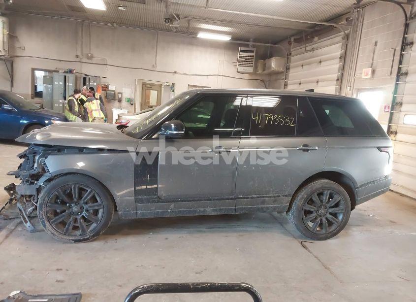 Photo 14 of 2019 Land Rover RANGE ROVER 5.0L V8 SUPERCHARGED (VIN SALGS2RE1KA538215)