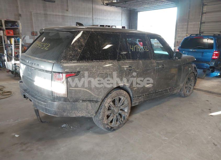 Photo 4 of 2019 Land Rover RANGE ROVER 5.0L V8 SUPERCHARGED (VIN SALGS2RE1KA538215)