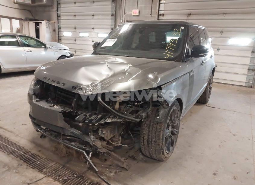 Photo 6 of 2019 Land Rover RANGE ROVER 5.0L V8 SUPERCHARGED (VIN SALGS2RE1KA538215)