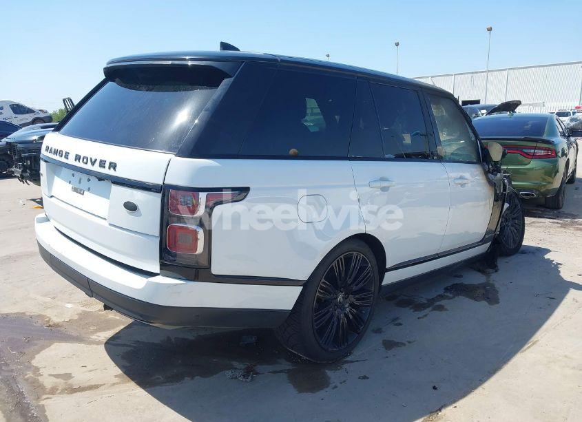 Photo 4 of 2018 Land Rover RANGE ROVER 5.0L V8 SUPERCHARGED (VIN SALGS2RE7JA392241)
