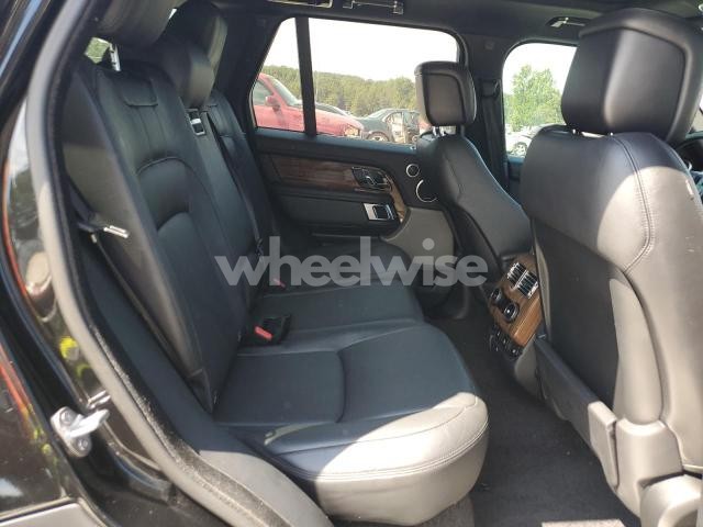 Photo 4 of 2018 LAND ROVER RANGE ROVER SUPERCHARGED N/A (VIN SALGS2RE8JA384018)