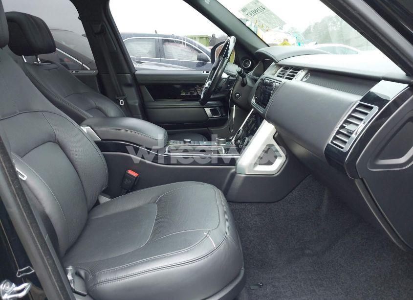 Photo 5 of 2019 Land Rover RANGE ROVER 5.0L V8 SUPERCHARGED (VIN SALGS2REXKA545261)