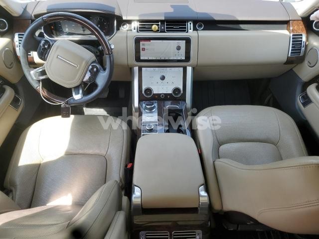 Photo 10 of 2020 LAND ROVER RANGE ROVER HSE (VIN SALGS2RU1LA572633)