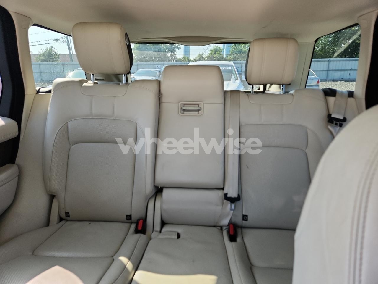 Photo 10 of 2020 LAND ROVER RANGE ROVER HSE (VIN SALGS2RU1LA599718)