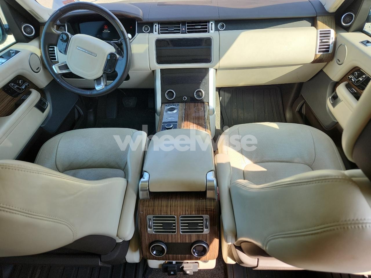 Photo 8 of 2020 LAND ROVER RANGE ROVER HSE (VIN SALGS2RU1LA599718)