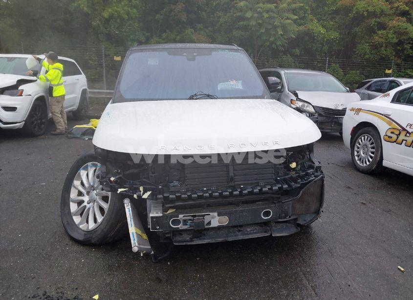 Photo 12 of 2020 Land Rover RANGE ROVER HSE (VIN SALGS2RU2LA597086)