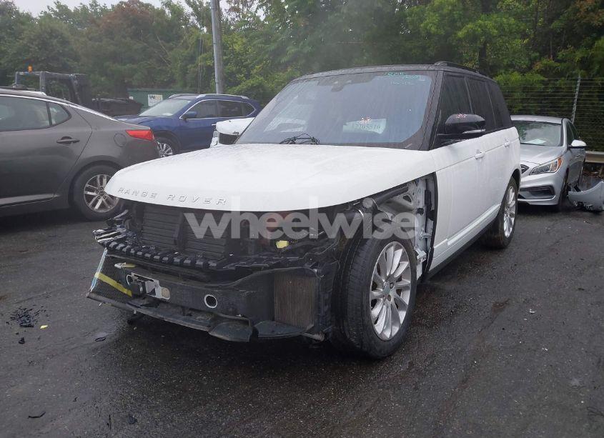Photo 2 of 2020 Land Rover RANGE ROVER HSE (VIN SALGS2RU2LA597086)