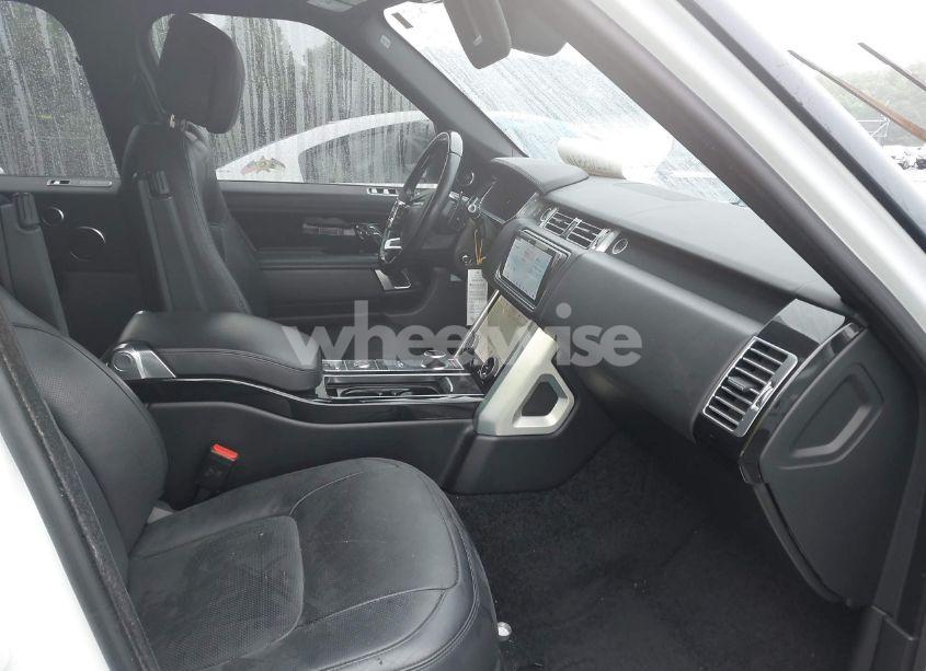 Photo 5 of 2020 Land Rover RANGE ROVER HSE (VIN SALGS2RU2LA597086)
