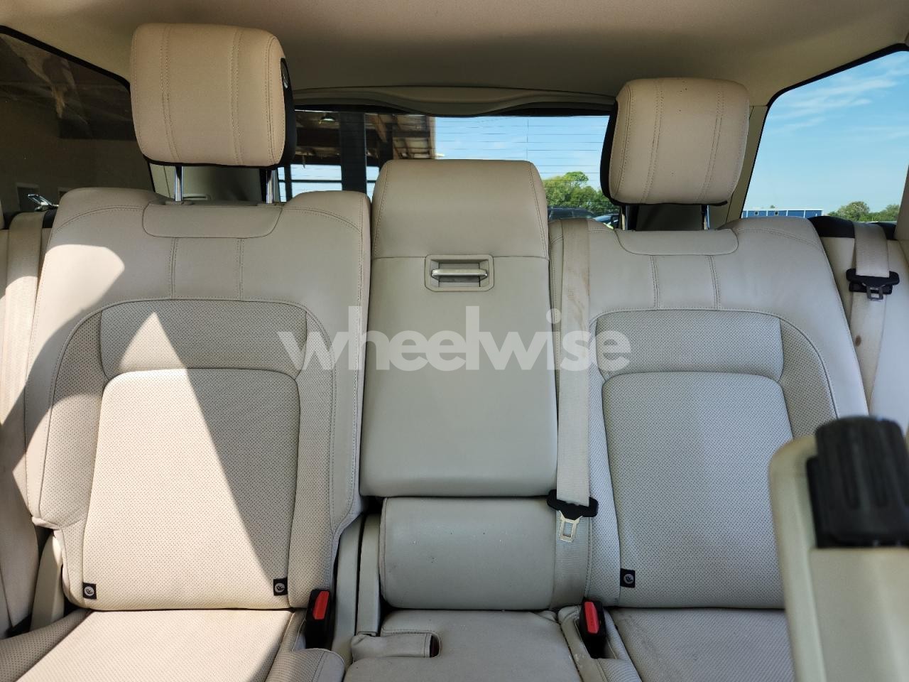 Photo 10 of 2020 LAND ROVER RANGE ROVER HSE (VIN SALGS2RUXLA574655)