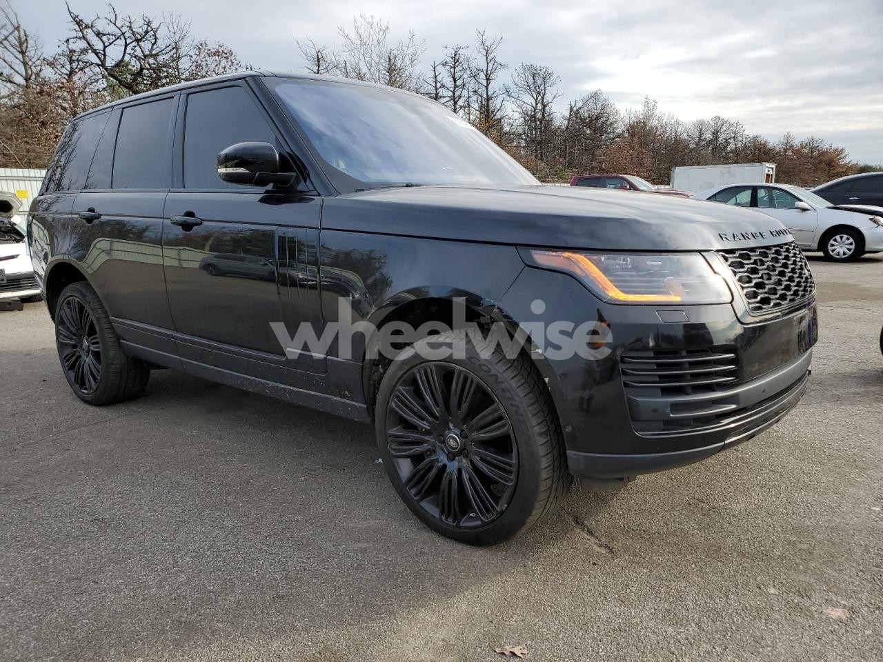 Photo 4 of 2020 LAND ROVER RANGE ROVER HSE (VIN SALGS2RUXLA596378)