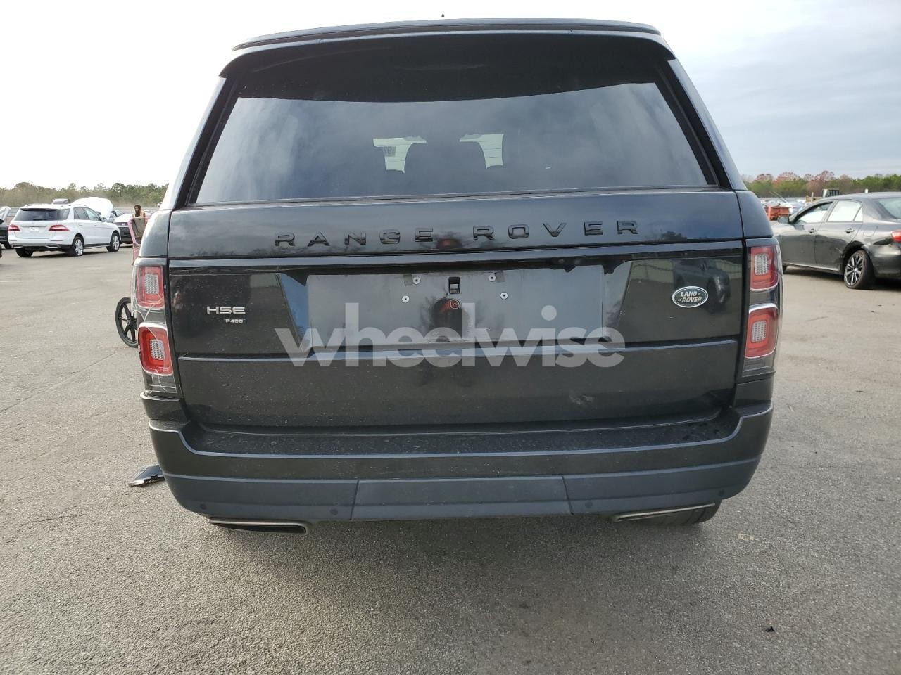 Photo 6 of 2020 LAND ROVER RANGE ROVER HSE (VIN SALGS2RUXLA596378)