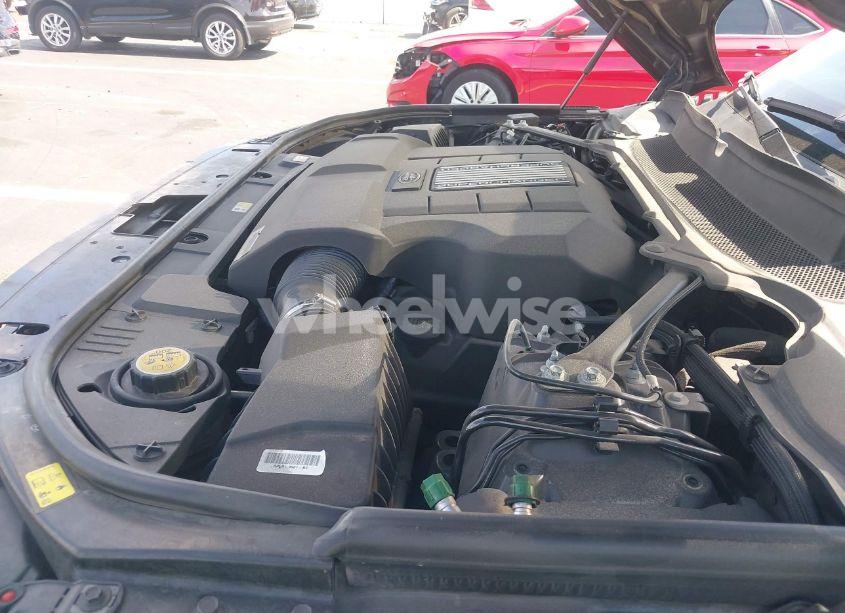 Photo 11 of 2019 Land Rover RANGE ROVER 3.0L V6 SUPERCHARGED HSE (VIN SALGS2SV0KA552908)