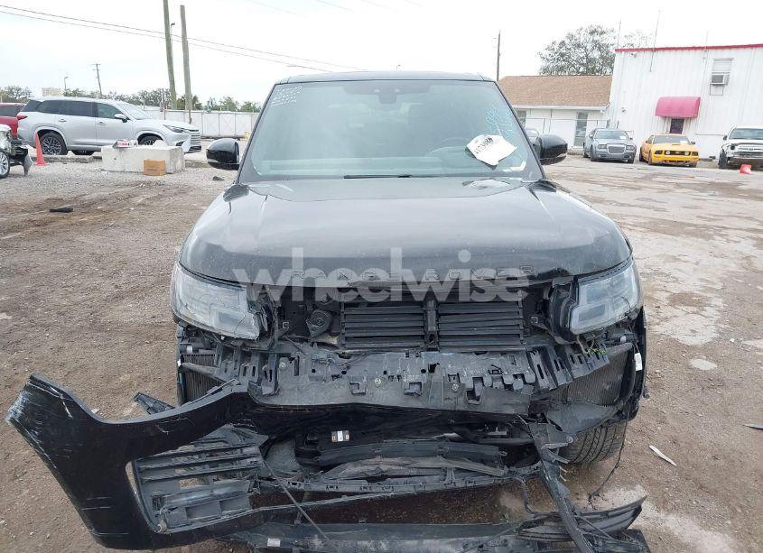 Photo 12 of 2019 Land Rover RANGE ROVER 3.0L V6 SUPERCHARGED HSE (VIN SALGS2SV2KA525984)