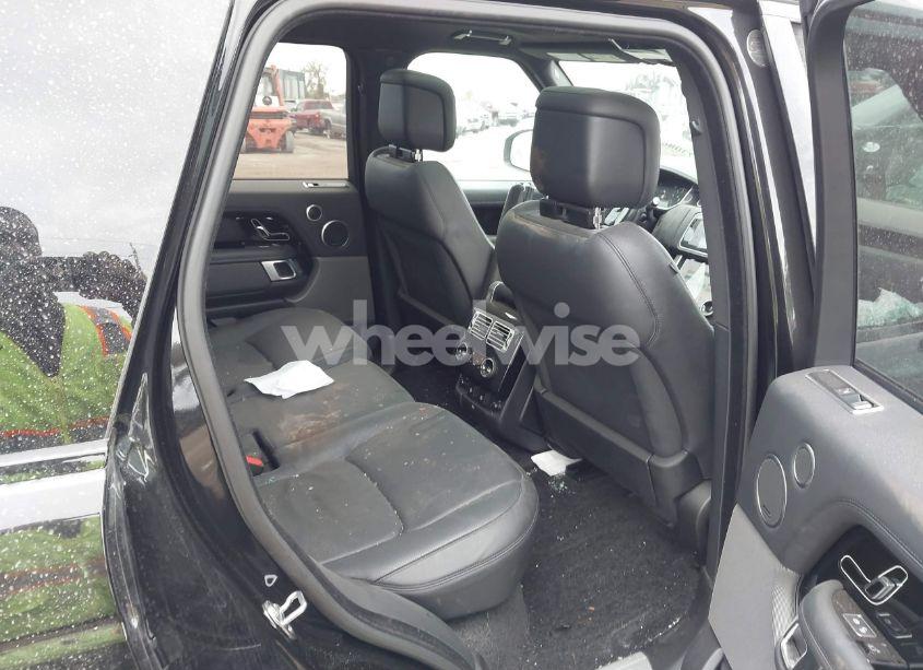 Photo 8 of 2019 Land Rover RANGE ROVER 3.0L V6 SUPERCHARGED HSE (VIN SALGS2SV2KA525984)