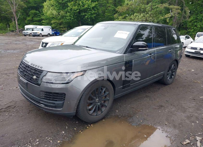 Photo 2 of 2018 Land Rover RANGE ROVER 3.0L V6 SUPERCHARGED HSE (VIN SALGS2SV3JA515835)
