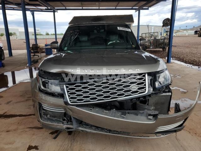 Photo 6 of 2019 LAND ROVER RANGE ROVER HSE (VIN SALGS2SV3KA540705)
