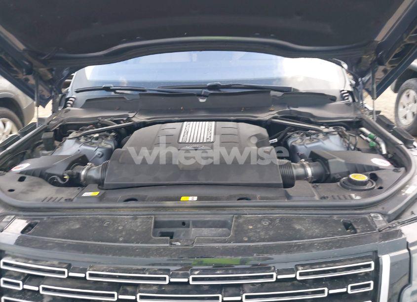 Photo 10 of 2019 Land Rover RANGE ROVER 3.0L V6 SUPERCHARGED HSE (VIN SALGS2SV5KA561216)