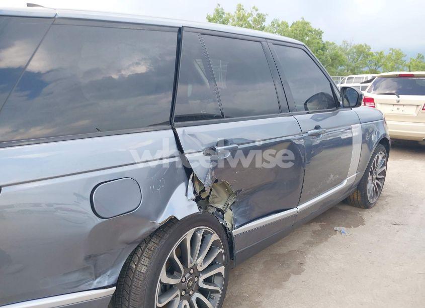 Photo 6 of 2019 Land Rover RANGE ROVER 3.0L V6 SUPERCHARGED HSE (VIN SALGS2SV5KA561216)