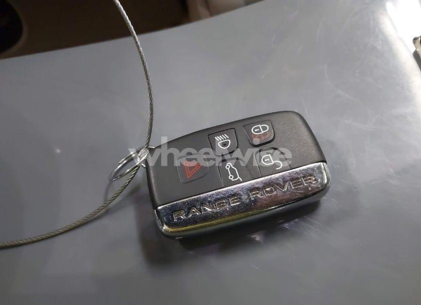 Photo 11 of 2017 Land Rover RANGE ROVER 5.0L V8 SUPERCHARGED (VIN SALGS5FE6HA321323)