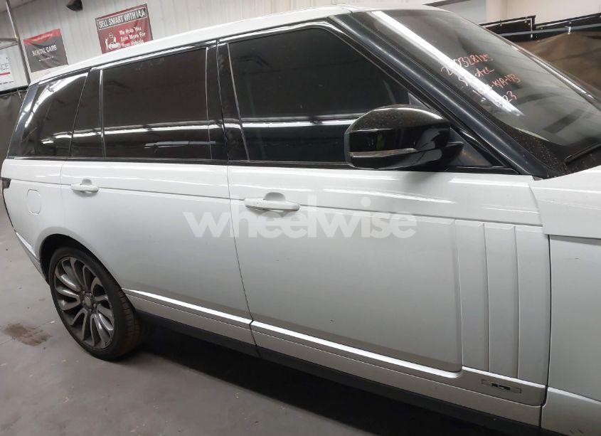 Photo 13 of 2017 Land Rover RANGE ROVER 5.0L V8 SUPERCHARGED (VIN SALGS5FE6HA321323)