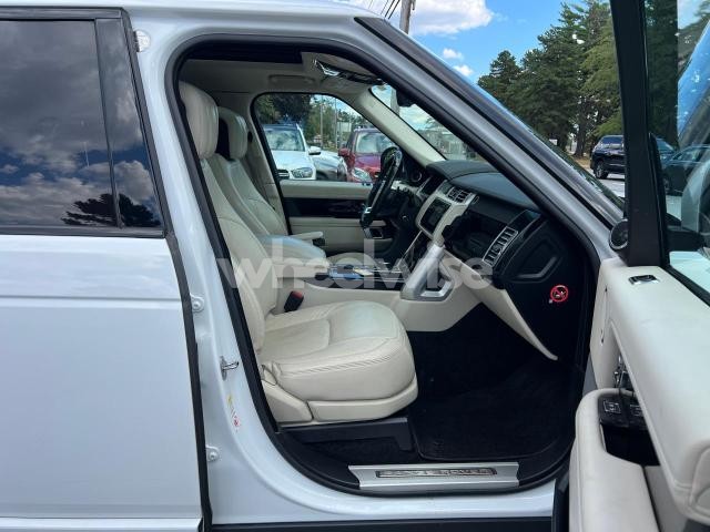 2018 LAND ROVER RANGE ROVER SUPERCHARGED N/A (VIN SALGS5RE1JA391653) main photo