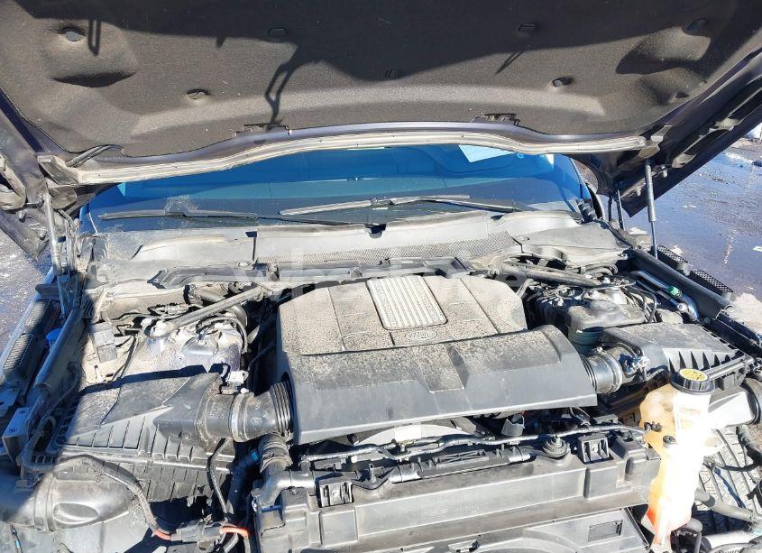 Photo 10 of 2019 Land Rover RANGE ROVER 5.0L V8 SUPERCHARGED (VIN SALGS5RE1KA543268)