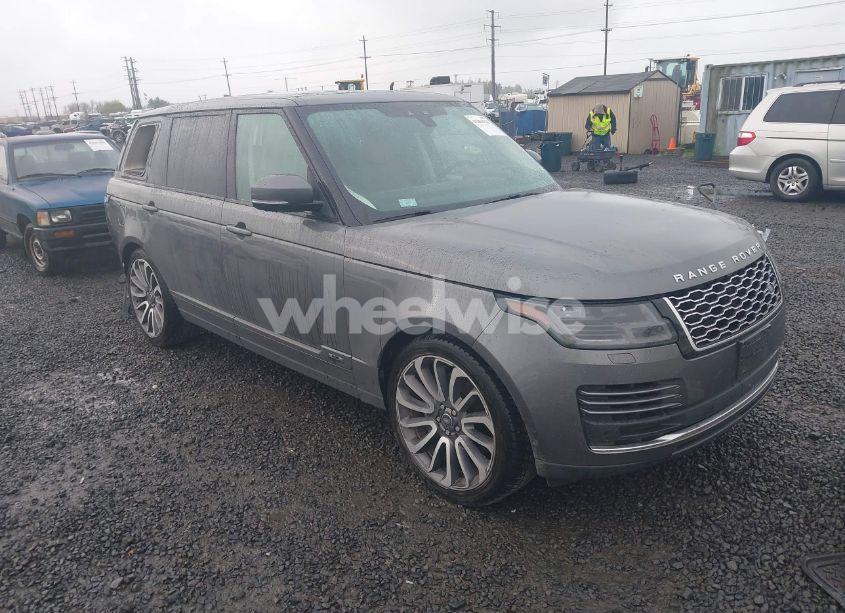 2018 Land Rover RANGE ROVER 5.0L V8 SUPERCHARGED (VIN SALGS5RE6JA382768) main photo