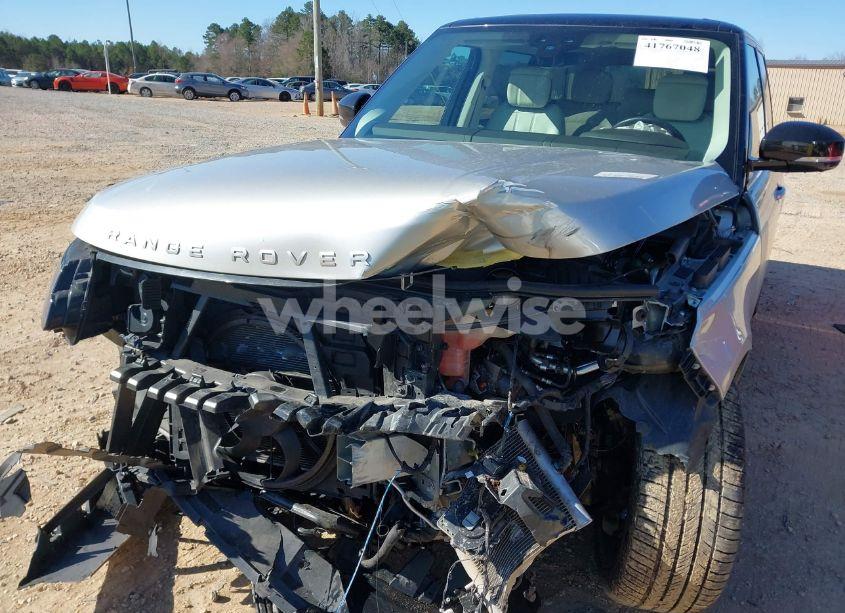 Photo 6 of 2020 Land Rover RANGE ROVER SUPERCHARGED (VIN SALGS5SE4LA590564)