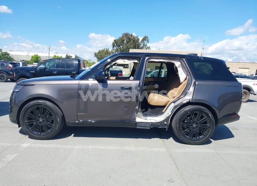 Photo 15 of 2023 Land Rover RANGE ROVER AUTOBIOGRAPHY (VIN SALK19E78PA058614)