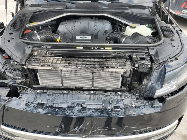 Photo 3 of 2023 LAND ROVER RANGE ROVER SE (VIN SALKP9E78PA024106)