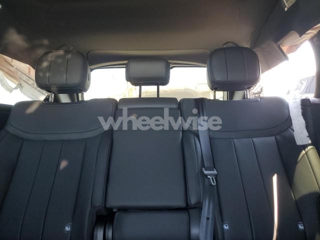 Photo 12 of 2025 LAND ROVER RANGE ROVER SE (VIN SALKP9E95SA299605)