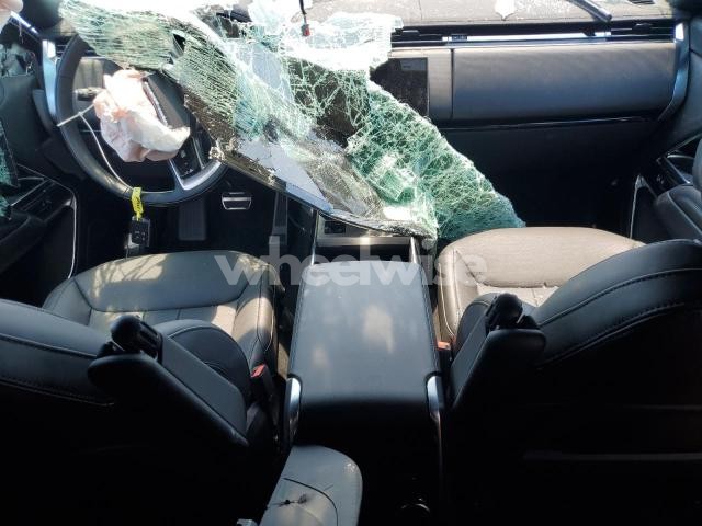 Photo 3 of 2025 LAND ROVER RANGE ROVER SE (VIN SALKP9E95SA299605)