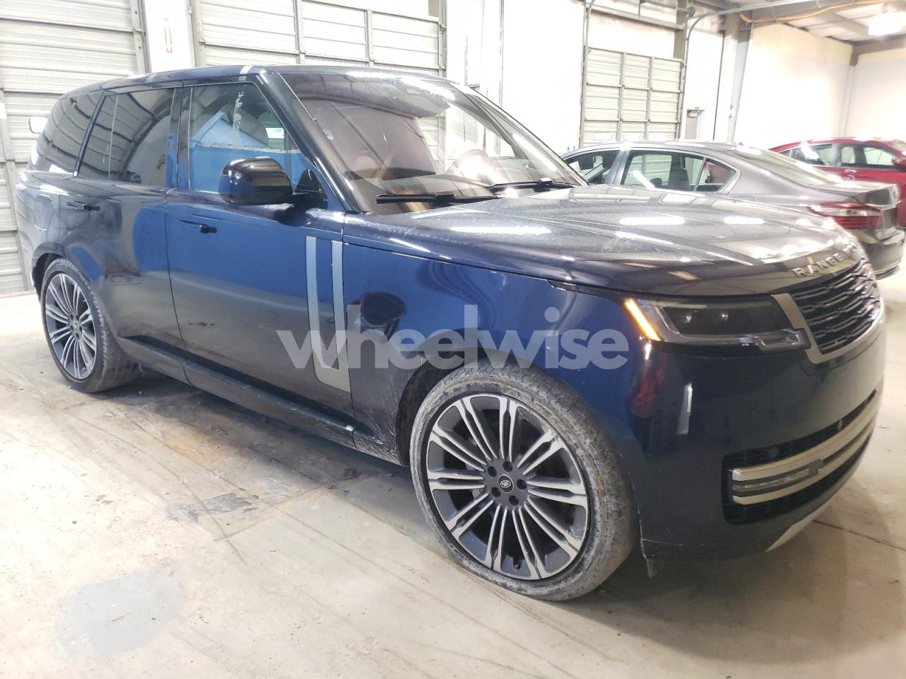 Photo 4 of 2023 LAND ROVER RANGE ROVER SE (VIN SALKP9FU0PA052566)