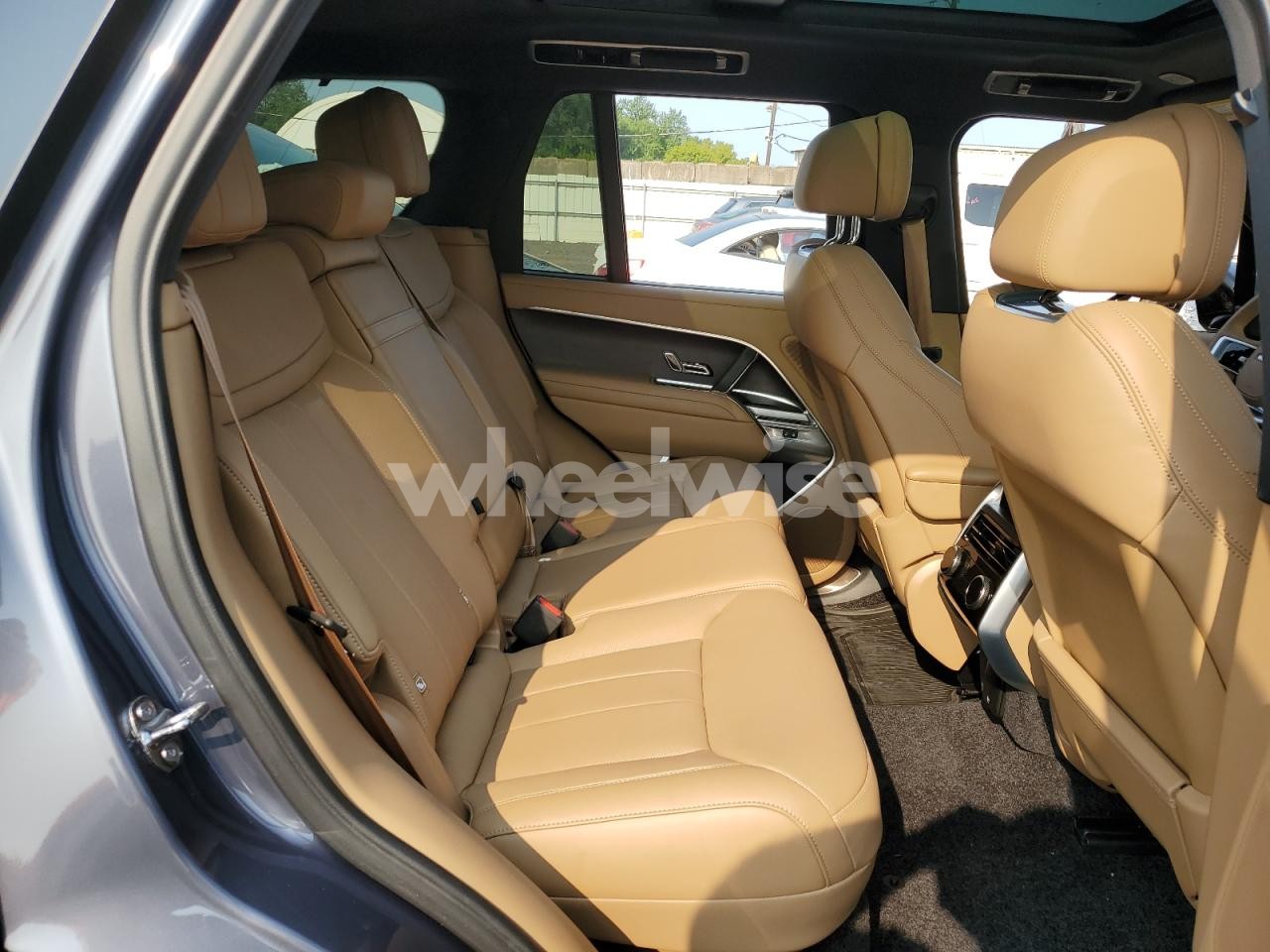 Photo 11 of 2025 LAND ROVER RANGE ROVER SE (VIN SALKP9FU6SA279592)