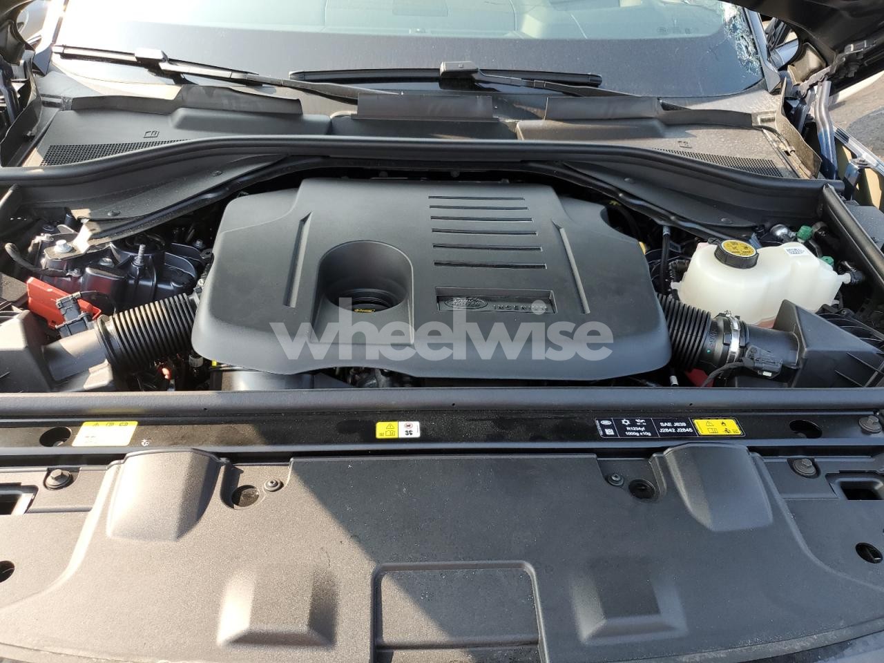 Photo 12 of 2025 LAND ROVER RANGE ROVER SE (VIN SALKP9FU6SA279592)