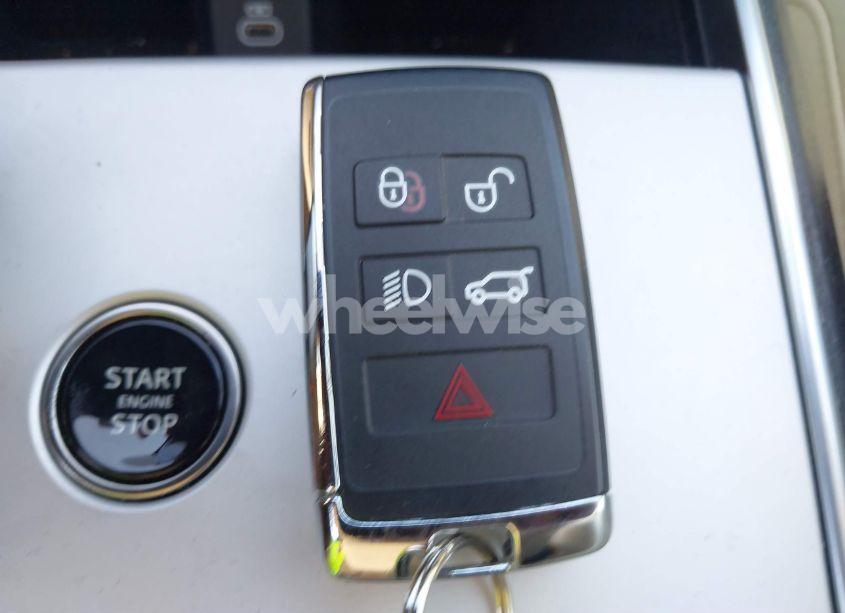 Photo 11 of 2024 Land Rover RANGE ROVER P400 SE (VIN SALKP9FU9RA216190)